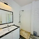 Appartement Xhoi *